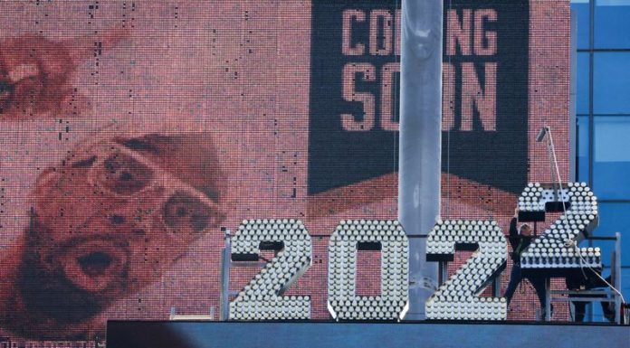 Omicron crashes global New Year party but South Africa offers hope