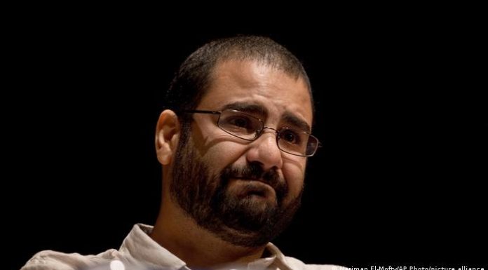 Egypt: Jailed pro-democracy activist receives UK citizenship