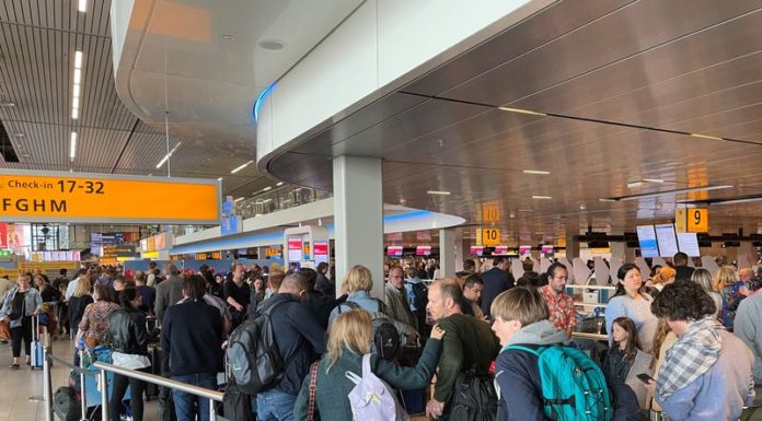 Strike causes chaos at Amsterdam airport as holiday begins