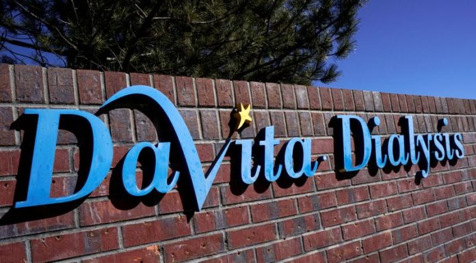 DaVita and its former CEO acquitted of U.S. antitrust charges