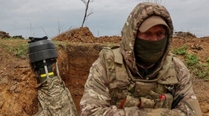Russian offensive going ‘very cautiously’, Ukrainian presidential adviser says