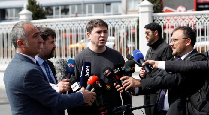 Ukraine offers to hold Mariupol talks with Russia to evacuate garrison, civilians