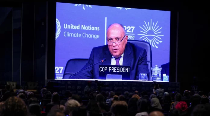 Last minute objections threaten historic UN climate deal in COP27