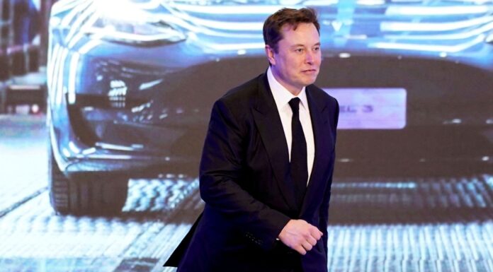 Elon Musk sells almost $4bn more of Tesla shares after Twitter takeover
