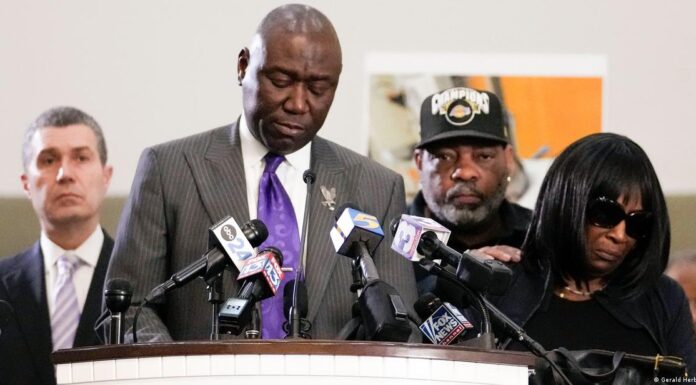 Tyre Nichols: US prosecutors charge Memphis cops with murder