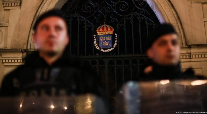 Sweden warns citizens to avoid protests in Turkey