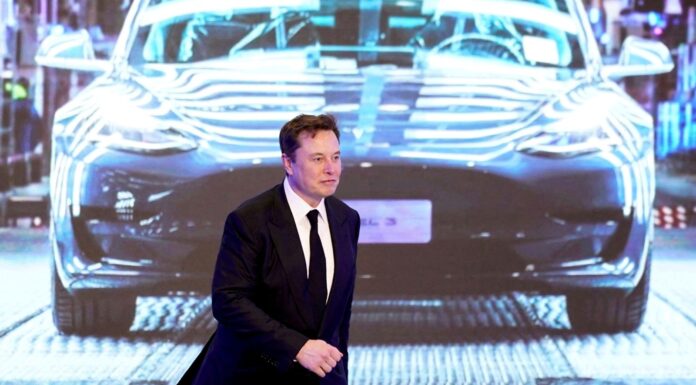 Elon Musk appears in court to defend Tesla buyout tweets