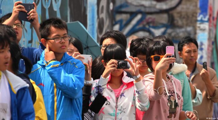 Chinese tourists slow to return to Europe