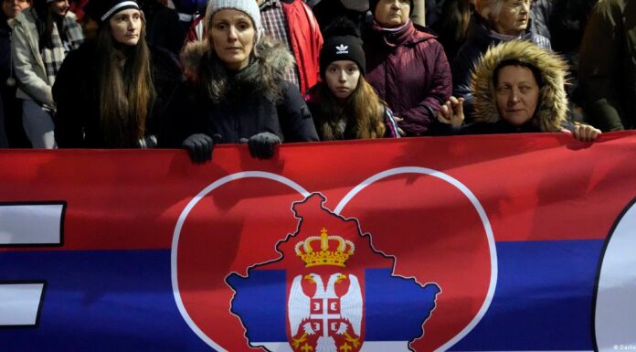 Serbian nationalists protest against Kosovo plan
