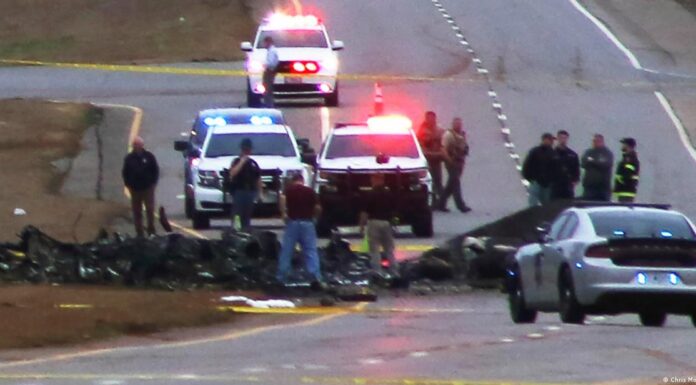 US: Black Hawk helicopter crashes, killing 2