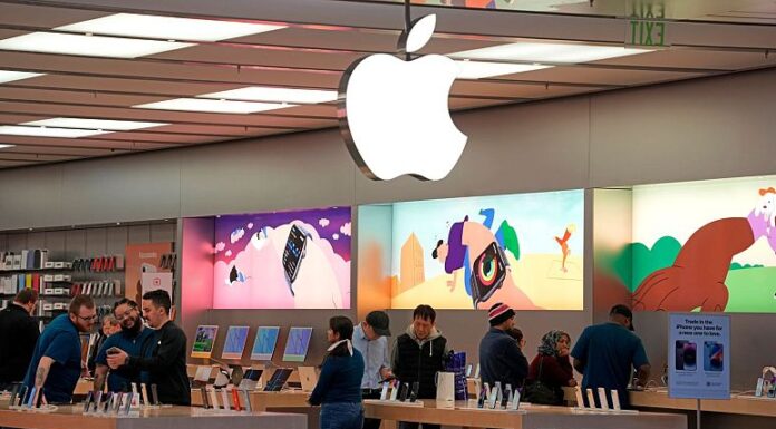 Apple, Google and Amazon post disappointing results as tech giants face gloomy economic outlook