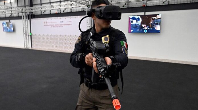 Mexico City police fight crime in virtual reality in futuristic new training centre