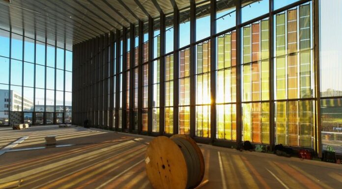 Electricity-generating windows? Swiss scientists design more efficient transparent solar panels