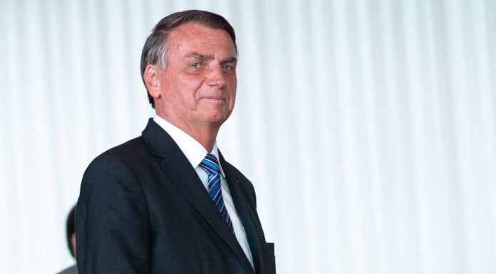 “Lula won’t last long,” Bolsonaro warns
