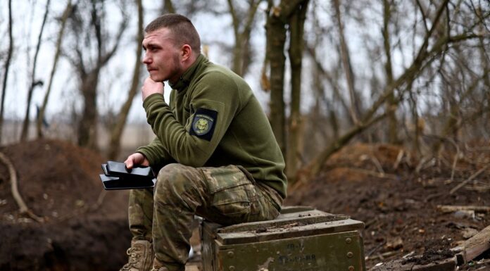 Ukraine war – latest: Kyiv plans to ‘drive a wedge’ between Russia and Crimea – as Moscow rejects China’s peace plan