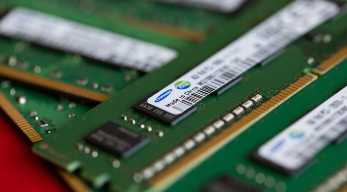 Weak chip demand pushes economy recovery off track