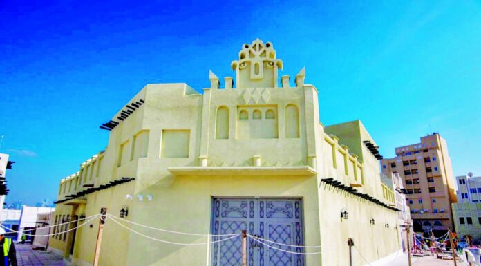 Al-Sharq monitors the renovation of 12 ancient buildings