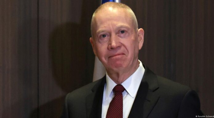 Israel: Netanyahu fires defense minister
