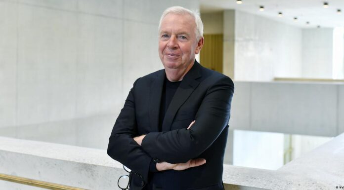 UK architect David Chipperfield wins 2023 Pritzker Prize