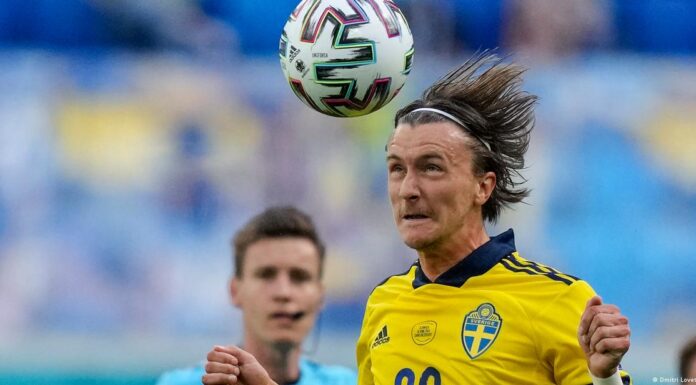 Footballers at higher risk of dementia