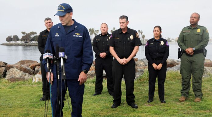 Eight people killed as suspected smuggling boats capsize off San Diego coast