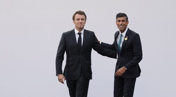 Sunak to push for returns agreement with France in bid to stop small boats