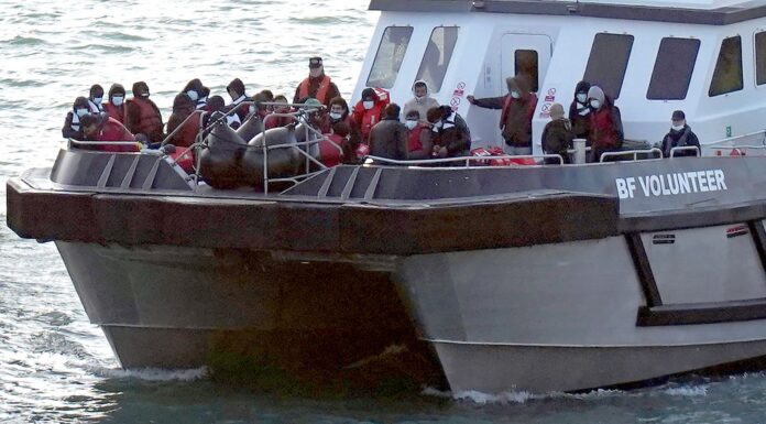 Rishi Sunak’s small boats plan ‘to push boundaries of international law’