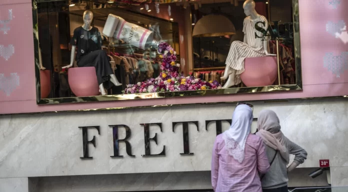 Conservative Turkish women are turning their backs on Erdogan ahead of vote