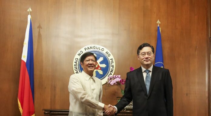 China, Philippines vow to promote friendship, cooperation