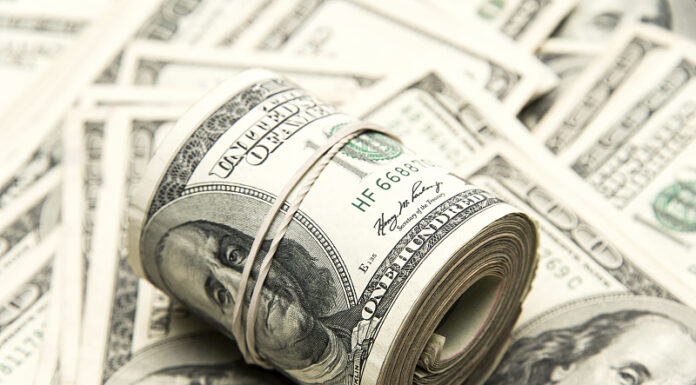 Global economy getting out of the dollar trap