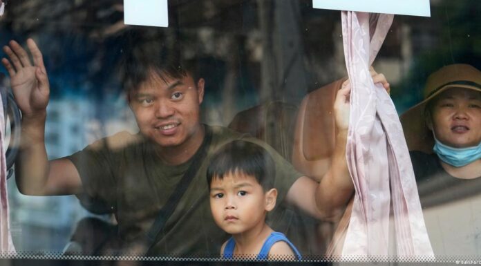 Persecuted Chinese Christians arrive in US from Thailand