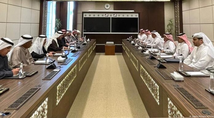 Bahrain and Qatar to restore diplomatic ties after blockade