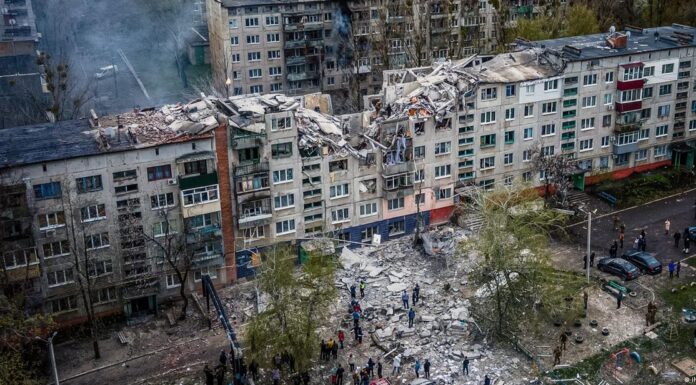 Ukraine updates: Zelenskyy condemns deadly Sloviansk strike
