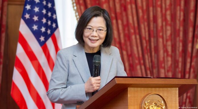 Taiwan’s choice: China or the United States?