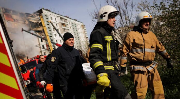 Ukraine updates: Russia fires over 20 missiles
