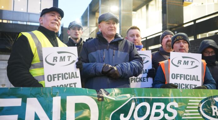 Striking RMT rail workers offered fresh deal from rail firms