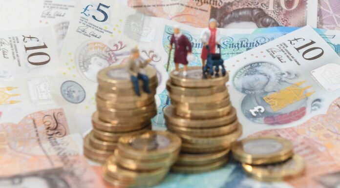 People urged by Bank of England economist to ‘accept’ being poorer