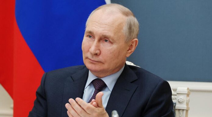 German spy chief sees no ‘cracks’ in Putin system