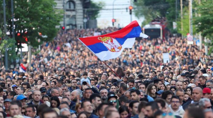 Serbia: Thousands rally in Belgrade after mass shootings