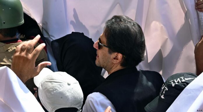 Pakistan: ex-PM Imran Khan’s PTI party faces possible ban