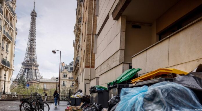 Nations meet to strike plastic pollution treaty