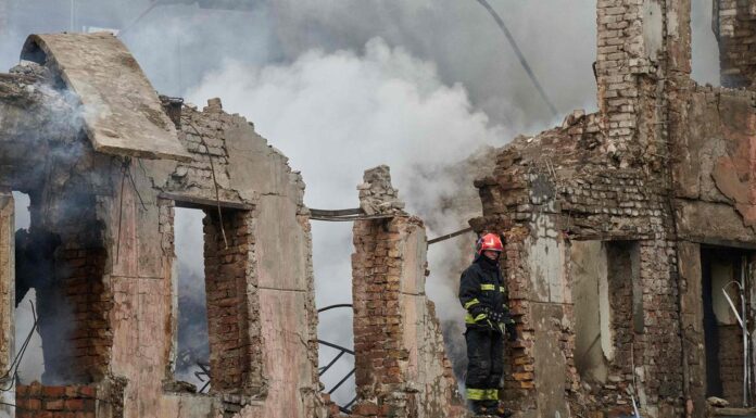 Ukraine updates: Kyiv asks for cruise missiles from Germany