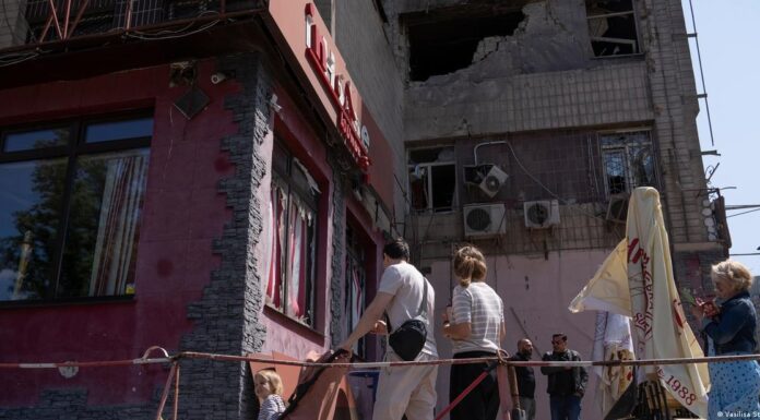 Ukraine updates: Kyiv repels fresh wave of Russian strikes