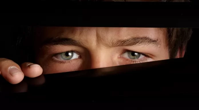 CIA urges Russians to spy on their own country