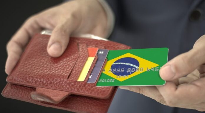 40% of Brazilians at Risk for Debt Defaults