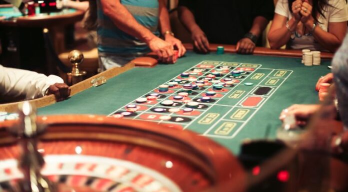 Las Vegas Casinos Rake in $8.3 Billion and Lean Into High Rollers