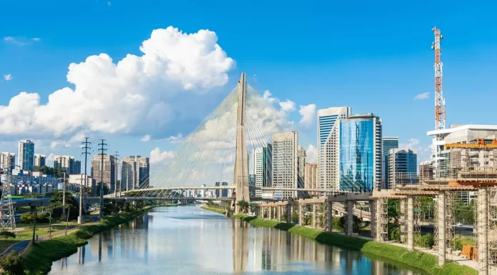 Unlocking the potential of IoT for Brazil small and medium businesses