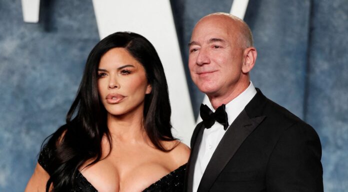 Amazon founder Jeff Bezos engaged to Lauren Sanchez