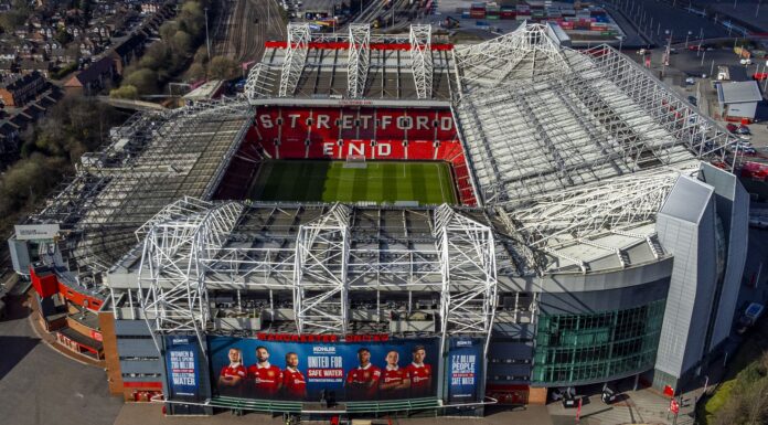 Qatari sheikh increases bid to buy Manchester United from the Glazers
