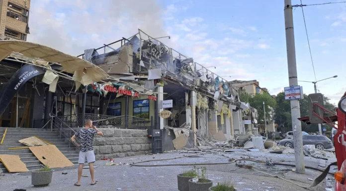 🔴 Live: Death toll rises from Russian strike on Kramatorsk restaurant